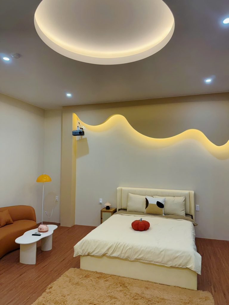 Morden Phạm Cự Lượng 4